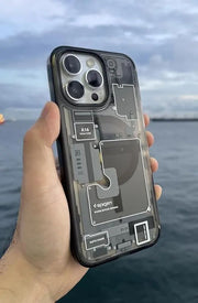 spigen Ultra Hybrid  case for iphone support magsafe charging