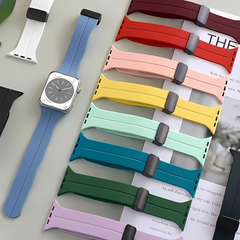 Magnetic Band , Soft Silicone Sport Strap for Apple Watch
